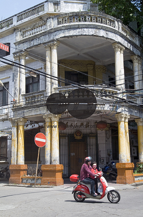 CHINA Views of the old quarter in Guangzhou, Guangdong province, with traditional Cantonese architecture.