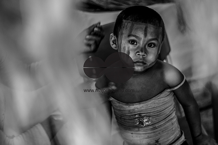 Glances of innocence