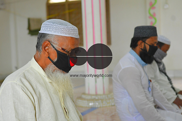 Capture the Coronavirus (COVID-19)