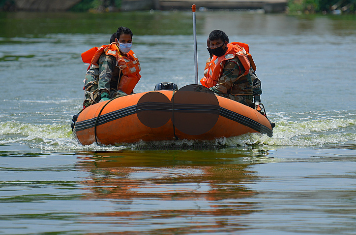 Demonstration, on flood management