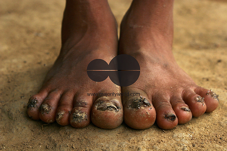 Yanomami child form a Siapa River community