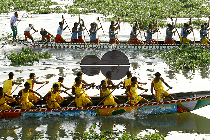 34th annual boat race on the Buriganga