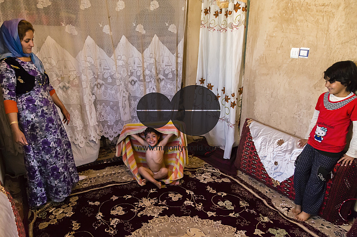 Iran, The horrors of Drug - Wall of Smoke