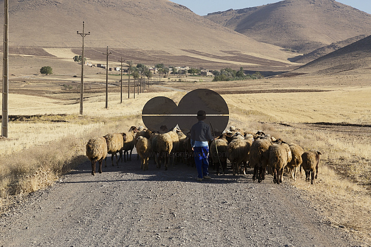 Iran, The horrors of Drug - Wall of Smoke