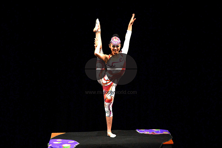 Inner Mongolia sing perform in Chittagong
