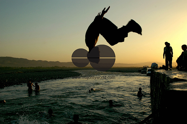 Swimming boys, Takhar City