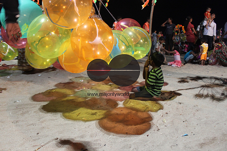 Happiness selling child