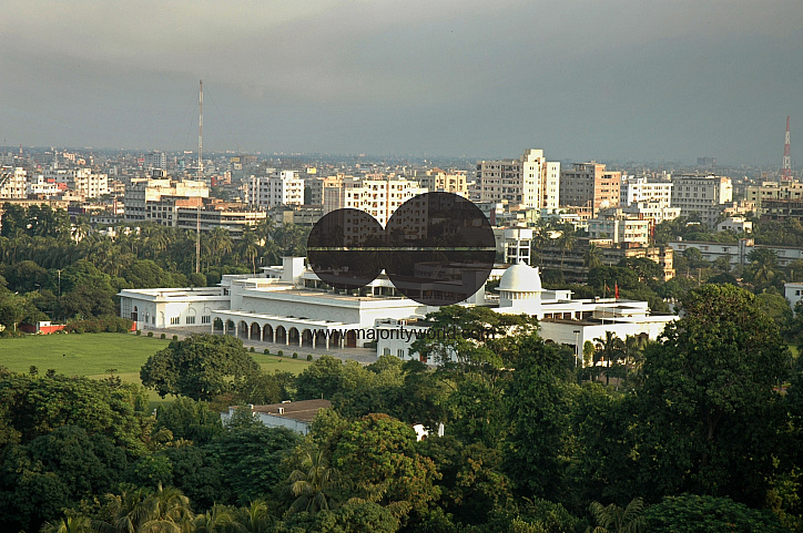 Cityscape with Bangabhaban in frint