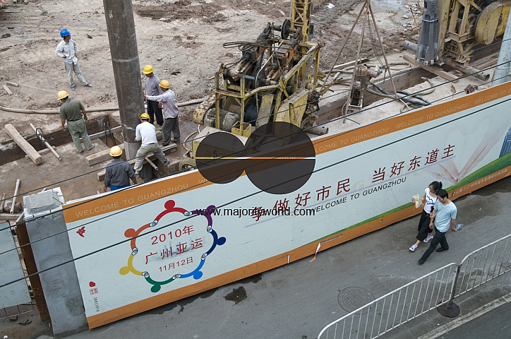 CHINA Migrant workers from the countryside working in construction in Guangzhou, Guangdong province.