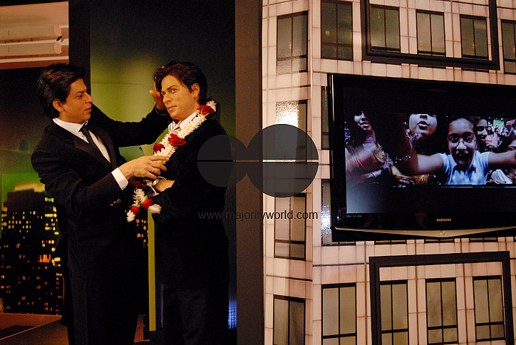 Sharu Khan inaugurating his wax image at London Madame Toussaud museum