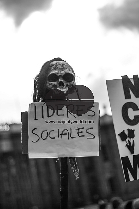 Defending social leaders