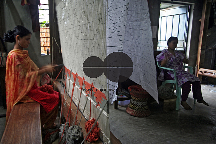 Garment sector trade unions demands clear up salaries and bonuses by Sep 16