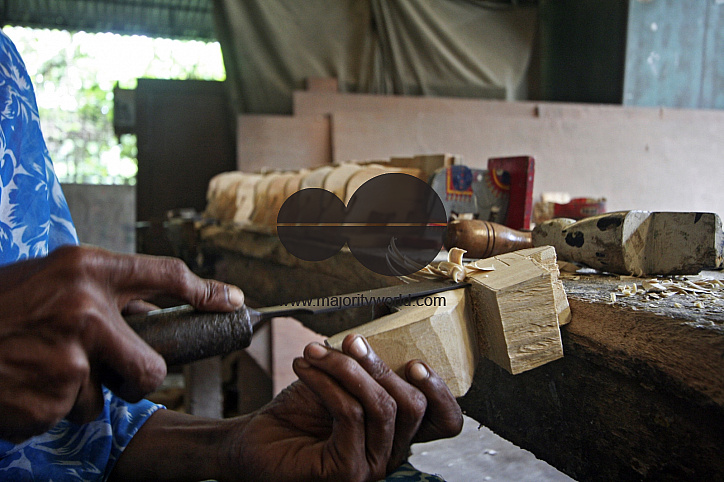 Garment sector trade unions demands clear up salaries and bonuses by Sep 16