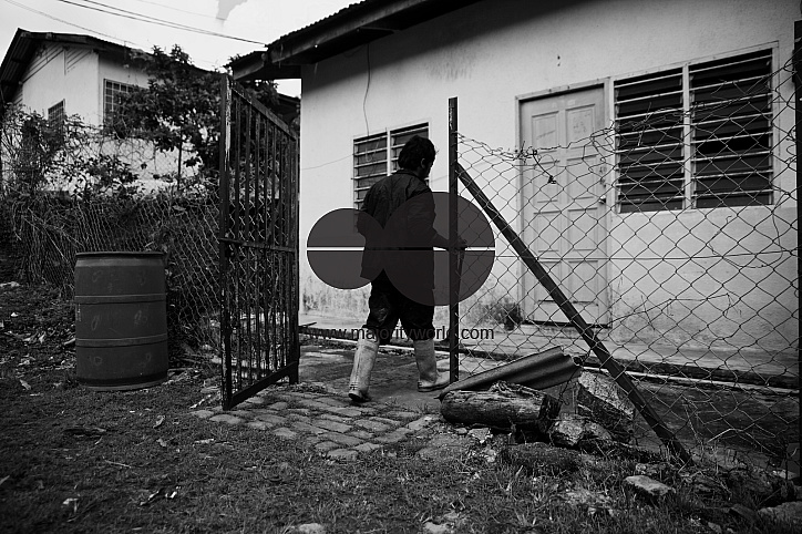 Migrants in Malaysia's tea estates