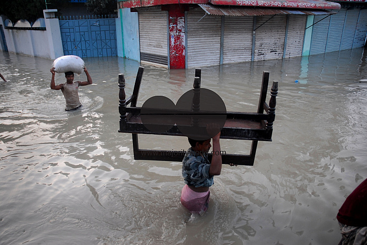 Huge damage at Sirajgonj because of flood