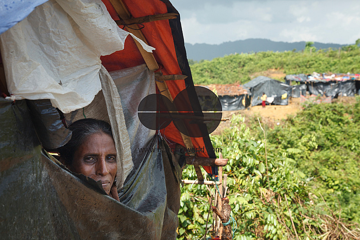 Rohingya Refugee at Tambru No-man's land in Bangladesh-Myanmar border at Tambru, Naikhyangchori, Banderban, Bangladesh