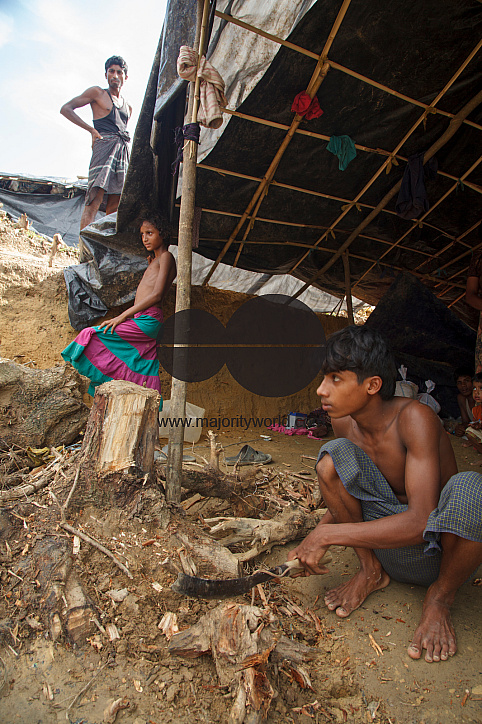 Rohingya Refugee at Tambru No-man's land in Bangladesh-Myanmar border at Tambru, Naikhyangchori, Banderban, Bangladesh