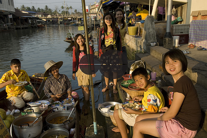 Thailand. Floating market.