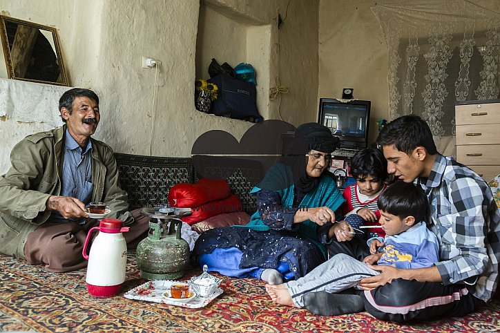 Iran, The horrors of Drug - Wall of Smoke