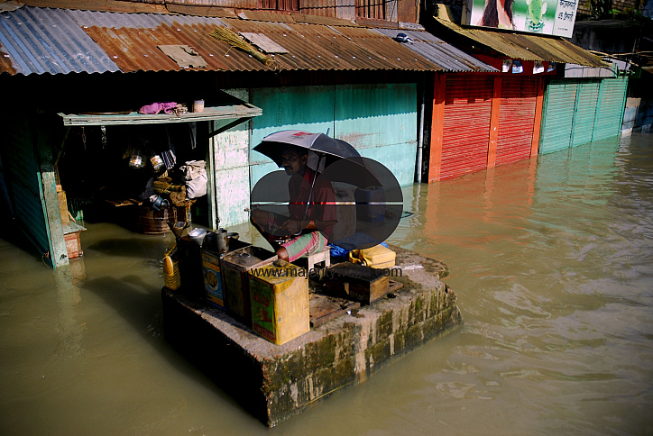 Huge damage at Sirajgonj because of flood