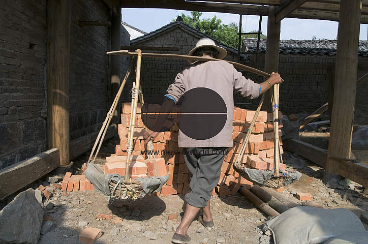 CHINA Migrant workers from the countryside working in construction in Kunming, Yunnan province.