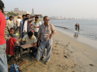 INDIA.Crew in a set at Chowpatty beach in Mumbai.