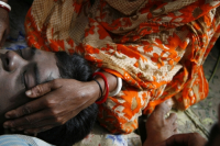 Cyclone SIDR hits Khulna area